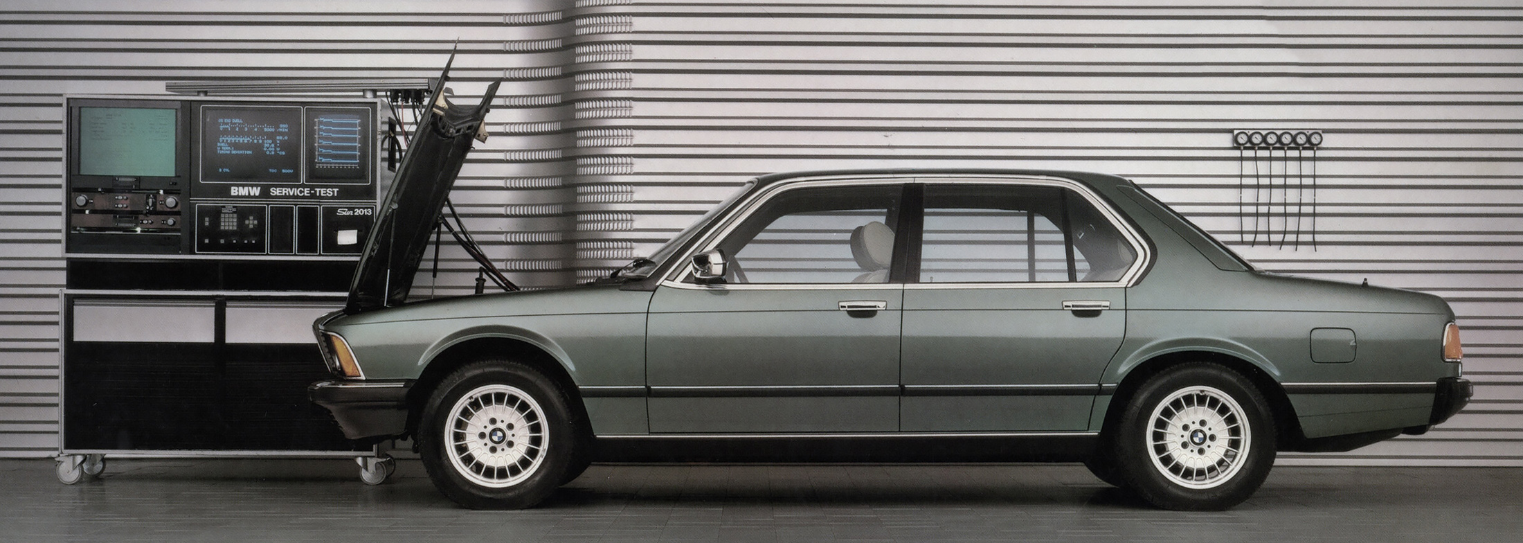 Оригинальная диагностическая станция BMW Service-Test Sun 2013 для классических BMW E30, E32, E34, E36 с программным обеспечением DIS