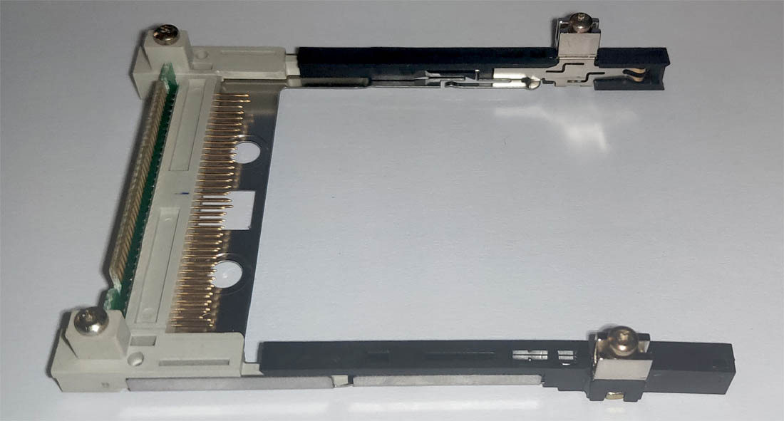 Освобождённое место на плате EDIC для установки роутера