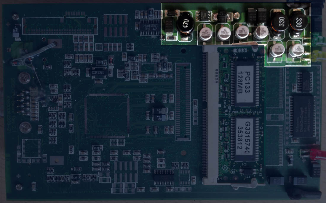 Вид сверху на плату БП клона